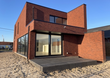 PRACHTIGE  NIEUWBOUWWONING TE ZWALM ( INSTAPKLAAR )     VERKOCHT